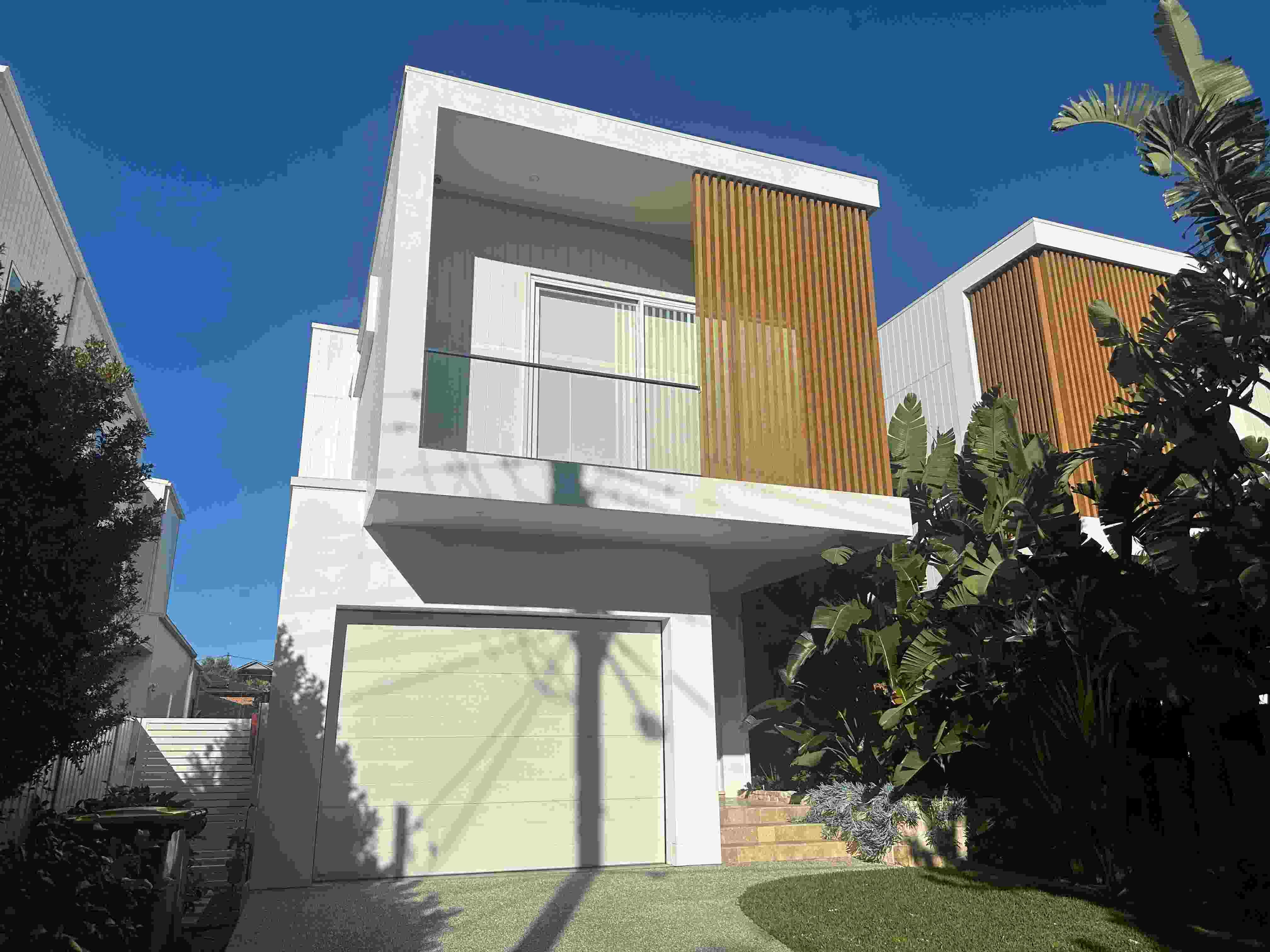 Create Private Outdoor Spaces with Durable, Stylish Partitions